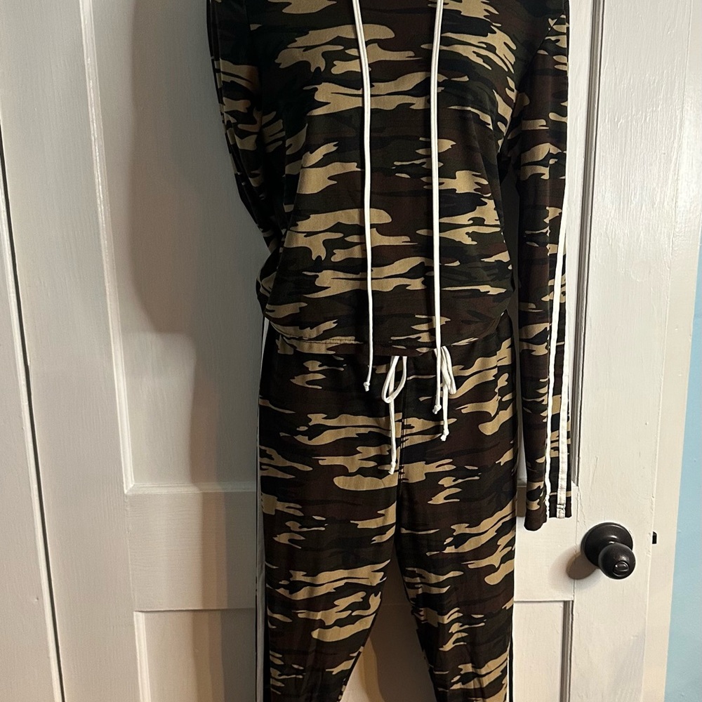 Fashion Nova Set